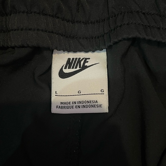 Nike tech women Black Jogger track Pants - Picture 5 of 7